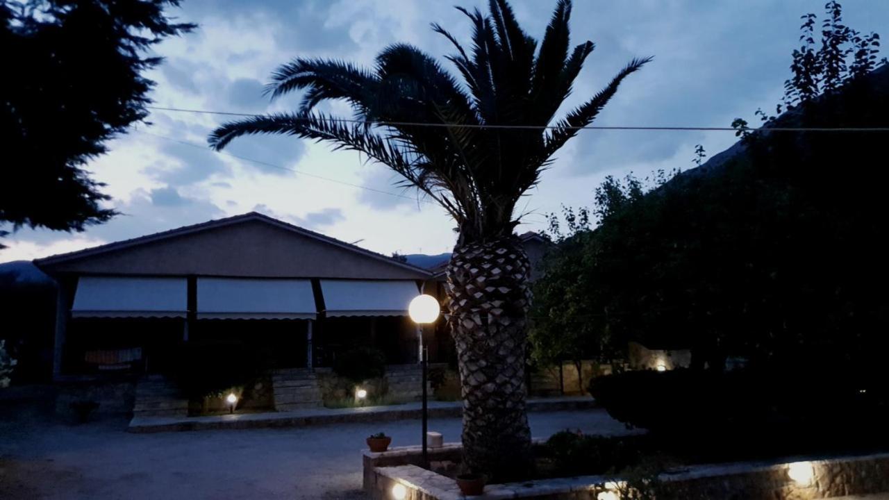 Oasis Studios Ag Pantes Agioi Pandes Buitenkant foto